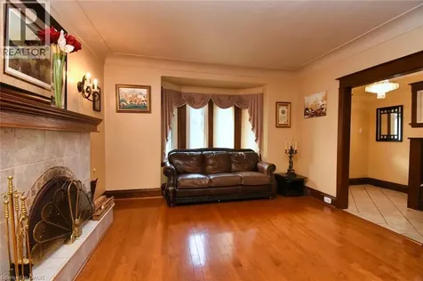 522 Aberdeen Avenue Hamilton ON L8P 2S2
