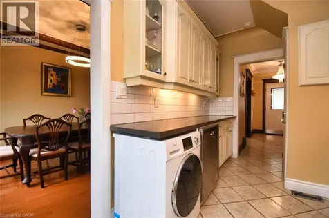 522 Aberdeen Avenue Hamilton ON L8P 2S2
