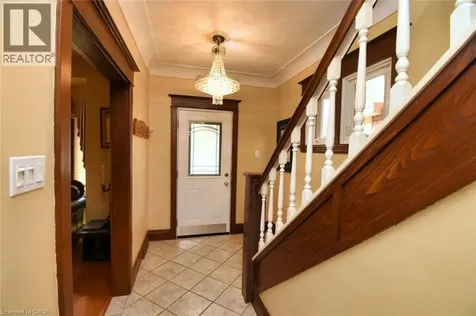 522 Aberdeen Avenue Hamilton ON L8P 2S2