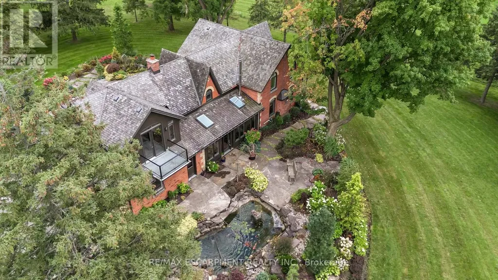 1399 Safari Road Hamilton ON L8B 1S6