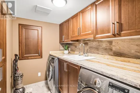 1399 Safari Road Hamilton ON L8B 1S6