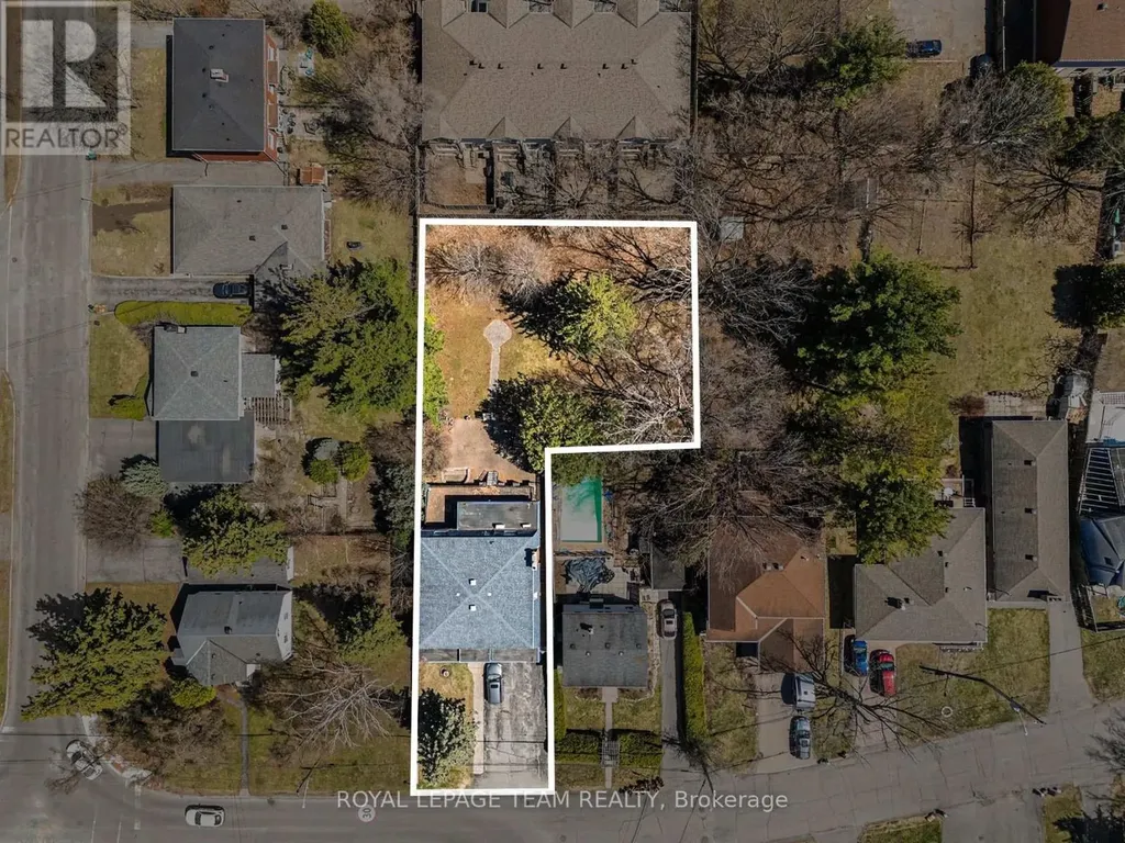 429 Ancaster Avenue East Ottawa ON K2B 5B6