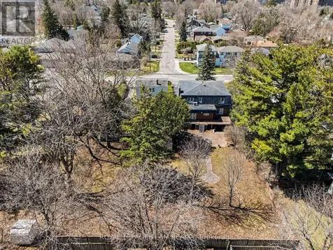 429 Ancaster Avenue East Ottawa ON K2B 5B6