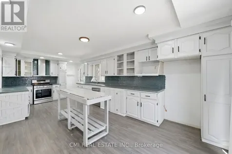 42 Fatima Court Wasaga Beach ON L9Z 1K9