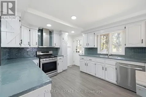 42 Fatima Court Wasaga Beach ON L9Z 1K9