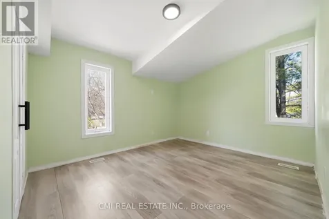 42 Fatima Court Wasaga Beach ON L9Z 1K9