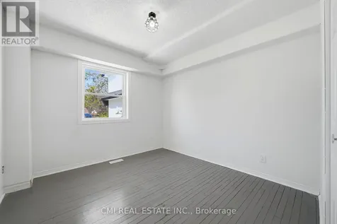 42 Fatima Court Wasaga Beach ON L9Z 1K9
