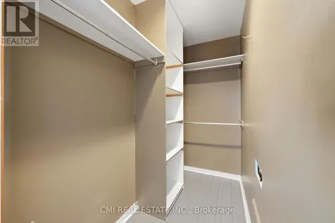42 Fatima Court Wasaga Beach ON L9Z 1K9
