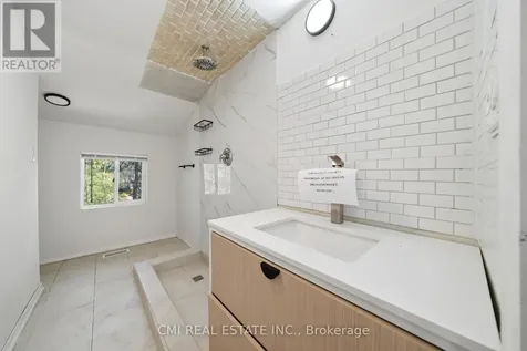 42 Fatima Court Wasaga Beach ON L9Z 1K9