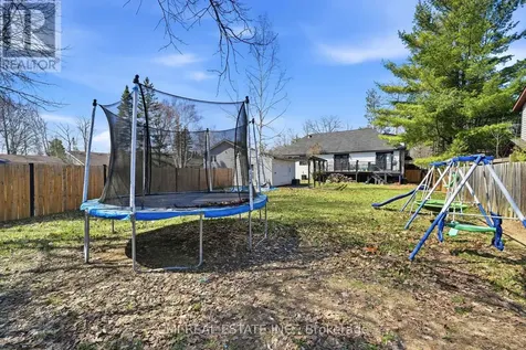 42 Fatima Court Wasaga Beach ON L9Z 1K9