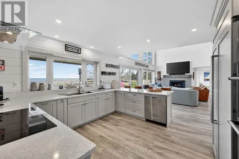 29 St. Clair Street Collingwood ON L9Y 5N5