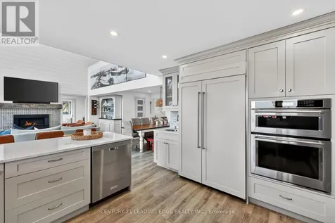 29 St. Clair Street Collingwood ON L9Y 5N5