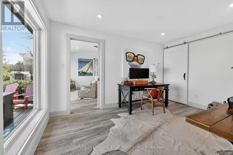 29 St. Clair Street Collingwood ON L9Y 5N5