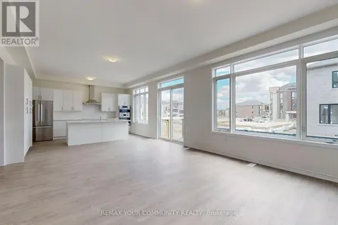 105 Halldorson Avenue Aurora ON L4G 7B6