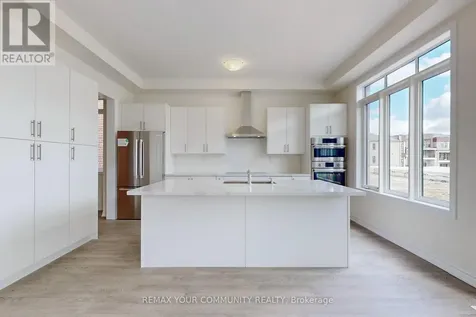 105 Halldorson Avenue Aurora ON L4G 7B6