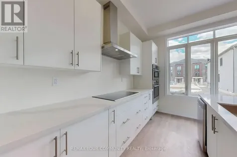 105 Halldorson Avenue Aurora ON L4G 7B6