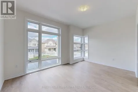 105 Halldorson Avenue Aurora ON L4G 7B6