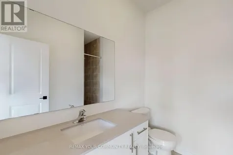 105 Halldorson Avenue Aurora ON L4G 7B6