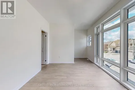105 Halldorson Avenue Aurora ON L4G 7B6