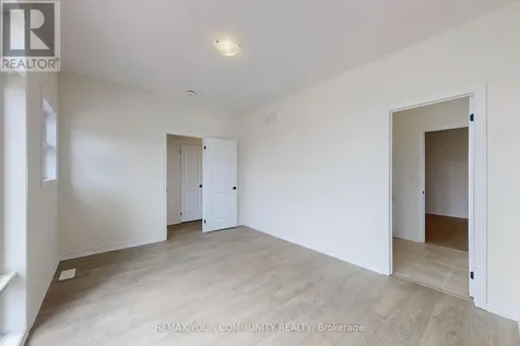 105 Halldorson Avenue Aurora ON L4G 7B6