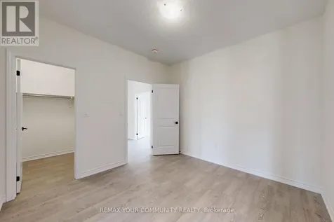 105 Halldorson Avenue Aurora ON L4G 7B6