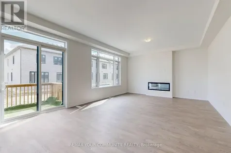 105 Halldorson Avenue Aurora ON L4G 7B6