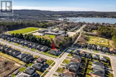 27 Beausoleil Drive Penetanguishene ON L9M 0V7