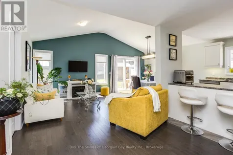 27 Beausoleil Drive Penetanguishene ON L9M 0V7