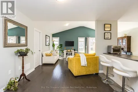 27 Beausoleil Drive Penetanguishene ON L9M 0V7