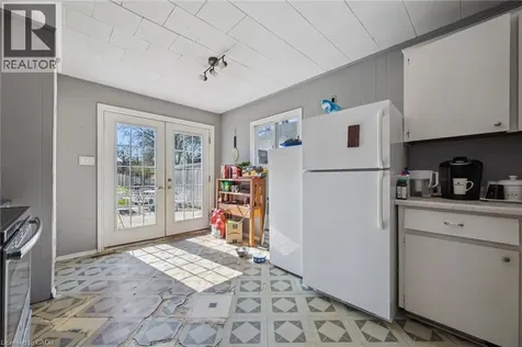 115 Allen Street East Waterloo ON N2J 1J5