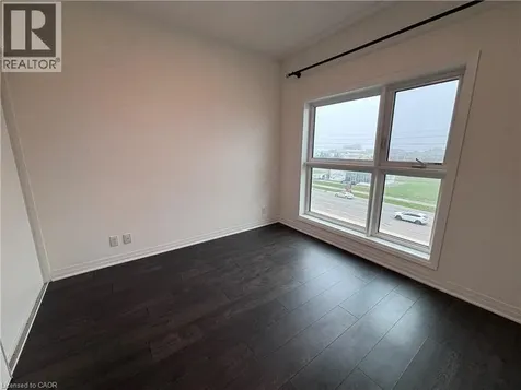 128 Grovewood Common Oakville ON L6H 0X3