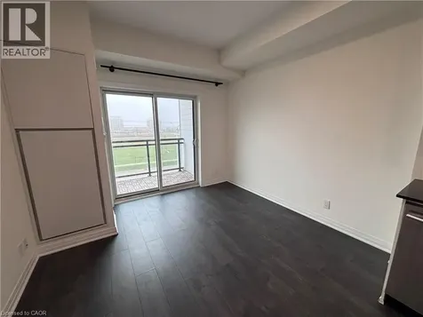 128 Grovewood Common Oakville ON L6H 0X3