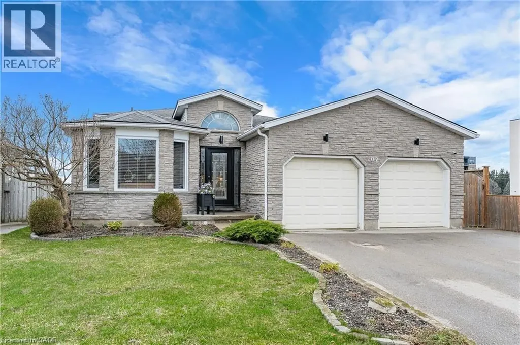 102 Nathan Court Cambridge ON N1P 1C1