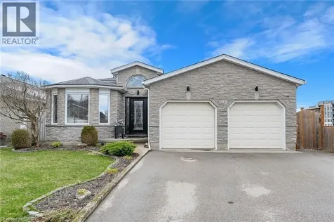 102 Nathan Court Cambridge ON N1P 1C1