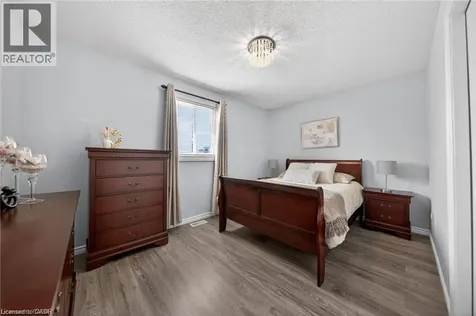 102 Nathan Court Cambridge ON N1P 1C1