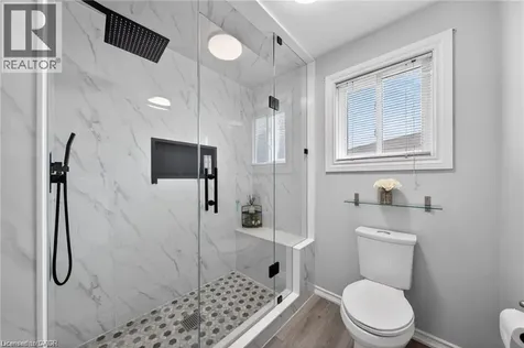 102 Nathan Court Cambridge ON N1P 1C1