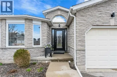 102 Nathan Court Cambridge ON N1P 1C1