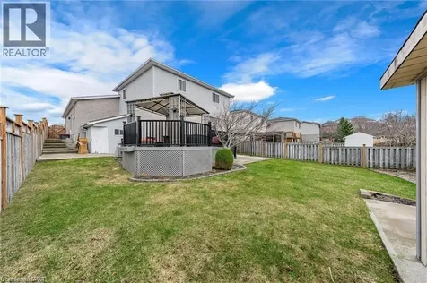 102 Nathan Court Cambridge ON N1P 1C1