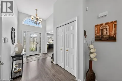 102 Nathan Court Cambridge ON N1P 1C1