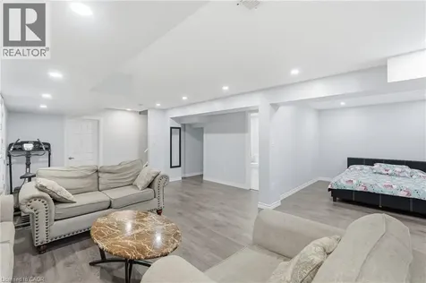 57 Thompson Road Caledonia ON N3W 0B7