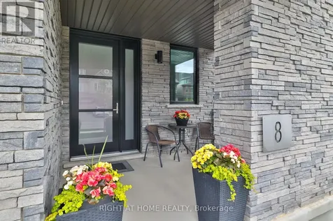 8 Ryder Avenue Guelph (kortright West) ON N1G 4V5