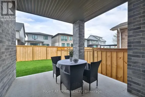 8 Ryder Avenue Guelph (kortright West) ON N1G 4V5