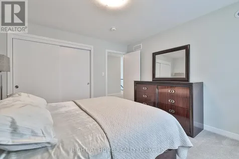 8 Ryder Avenue Guelph (kortright West) ON N1G 4V5
