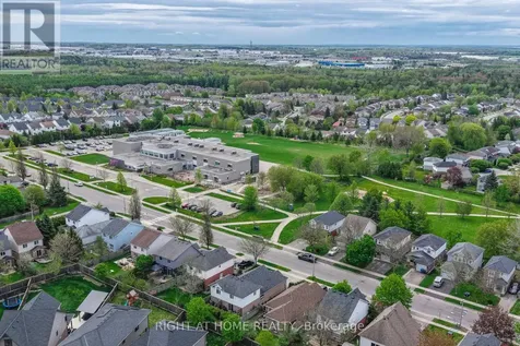 8 Ryder Avenue Guelph (kortright West) ON N1G 4V5