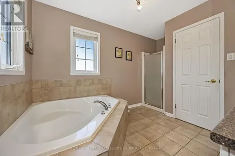 1611 Sebastien Crescent Clarence-rockland ON K4K 1V9