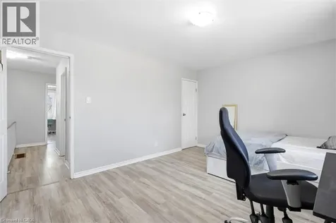 508 Quiet Place Waterloo ON N2L 5A3