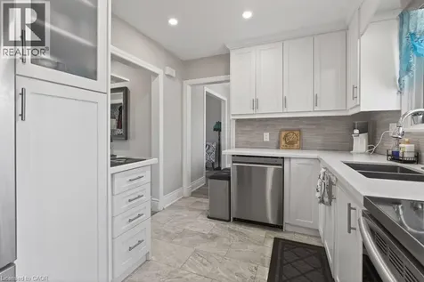 62 Palmer Road Hamilton ON L8T 3E8