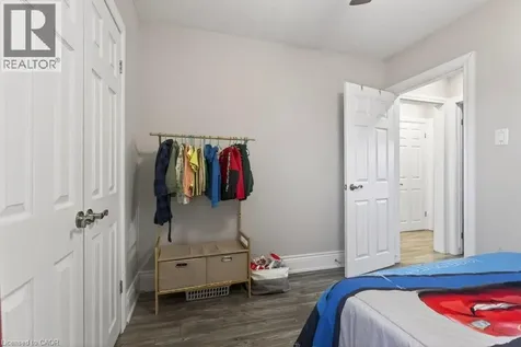 62 Palmer Road Hamilton ON L8T 3E8