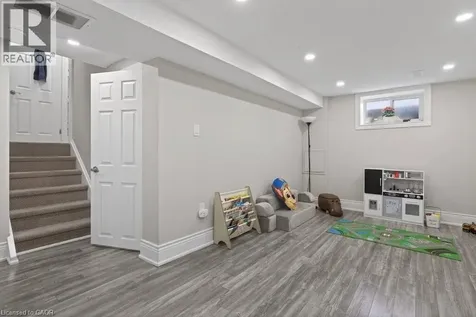 62 Palmer Road Hamilton ON L8T 3E8