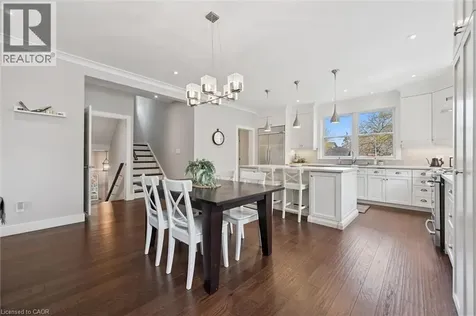 33 Aberdeen Road North Cambridge ON N1S 2X1